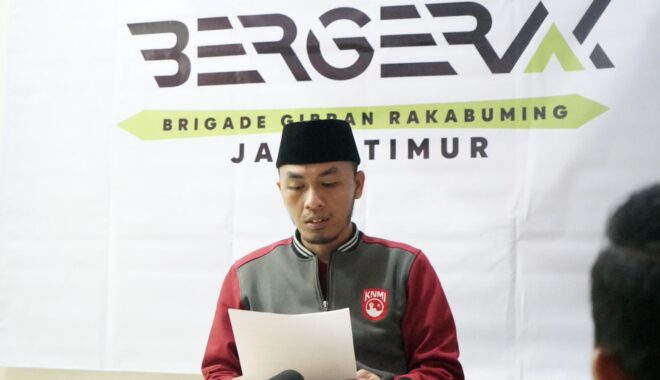 Warga Probolinggo Resah, Pocong Bersajam Berkeliaran di Area Pemakaman