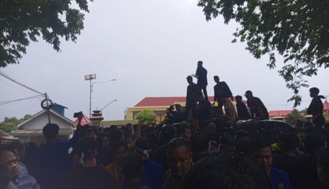 Warga Probolinggo Resah, Pocong Bersajam Berkeliaran di Area Pemakaman