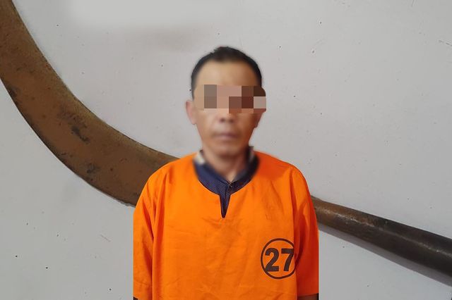 S (38) warga Desa Semendi, Kecamatan Tongas, Kabupaten Probolinggo bacok tetangganya sendiri. (Foto: Istimewa) 