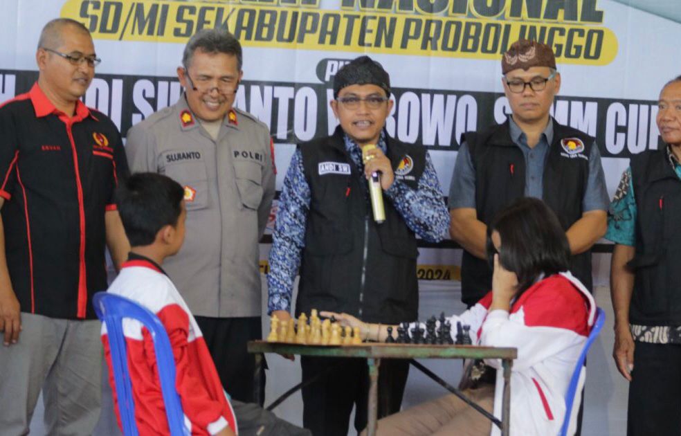 Pengcab Persatuan Catur Seluruh Indonesia (Percasi) Kabupaten Probolinggo menyelenggarakan “Turnamen Catur Cepat G10+3” Tingkat Nasional untuk SD/MI se-Kabupaten Probolinggo. (Foto: Istimewa) 