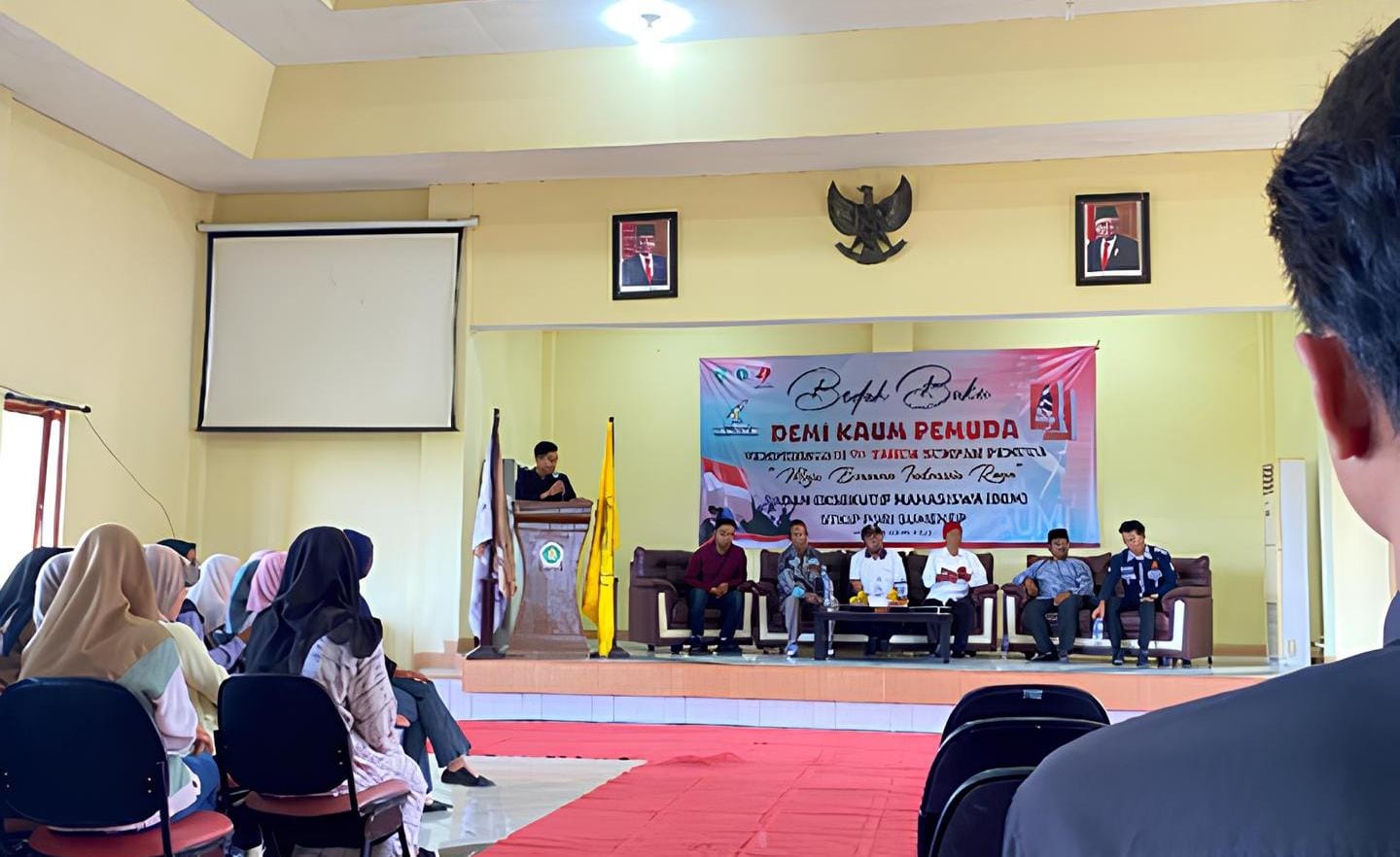 Bedah buku yang diselenggarakan BEM STKIP PGRI pada hari Sabtu, 19 Oktober 2024. (Foto: Istimewa) 