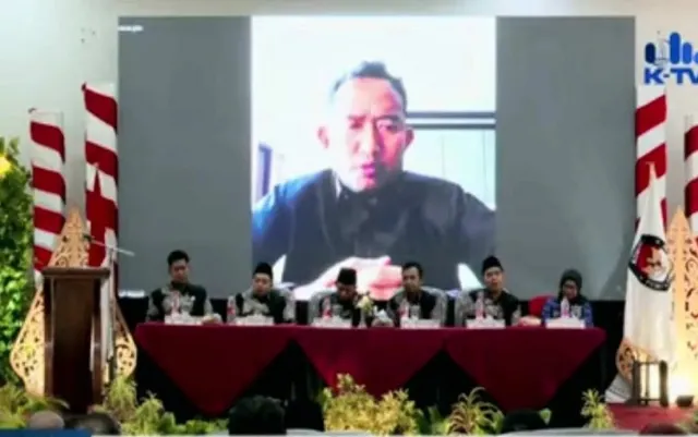 KPU Kabupaten Sumenep, Madura, telah menyerahkan Surat Keputusan (SK) penetapan calon terpilih pada Pilkada 2024. (Foto: Istimewa) 