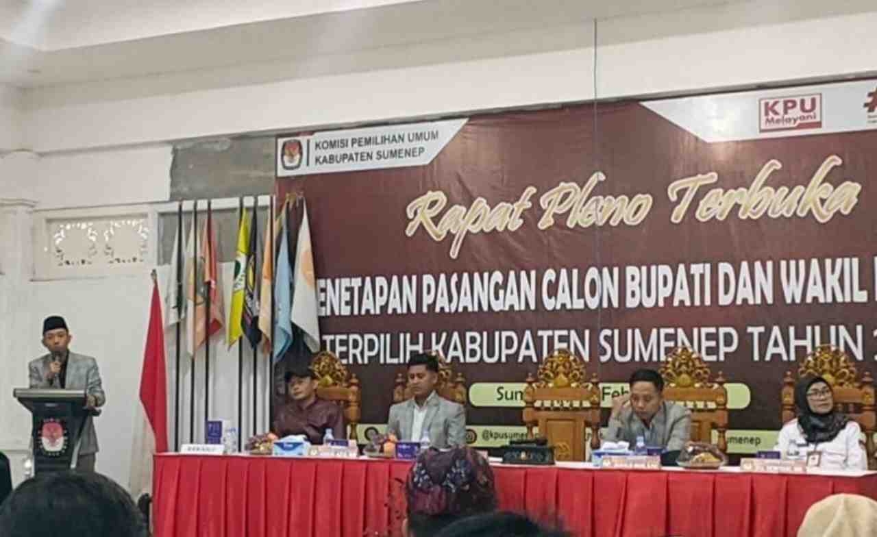 Komisi Pemilihan Umum (KPU) Kabupaten Sumenep secara resmi menetapkan pasangan Achmad Fauzi – KH. Imam Hasyim sebagai Bupati dan Wakil Bupati terpilih dalam Pilkada Sumenep 2024. (Foto: Istimewa)