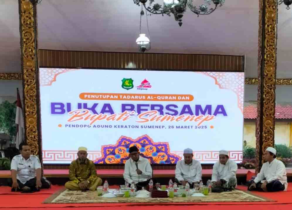 Tadarus Al-Qur'an yang dilaksanakan di Pendopo Agung Keraton Sumenep. (Foto: Istimewa) 