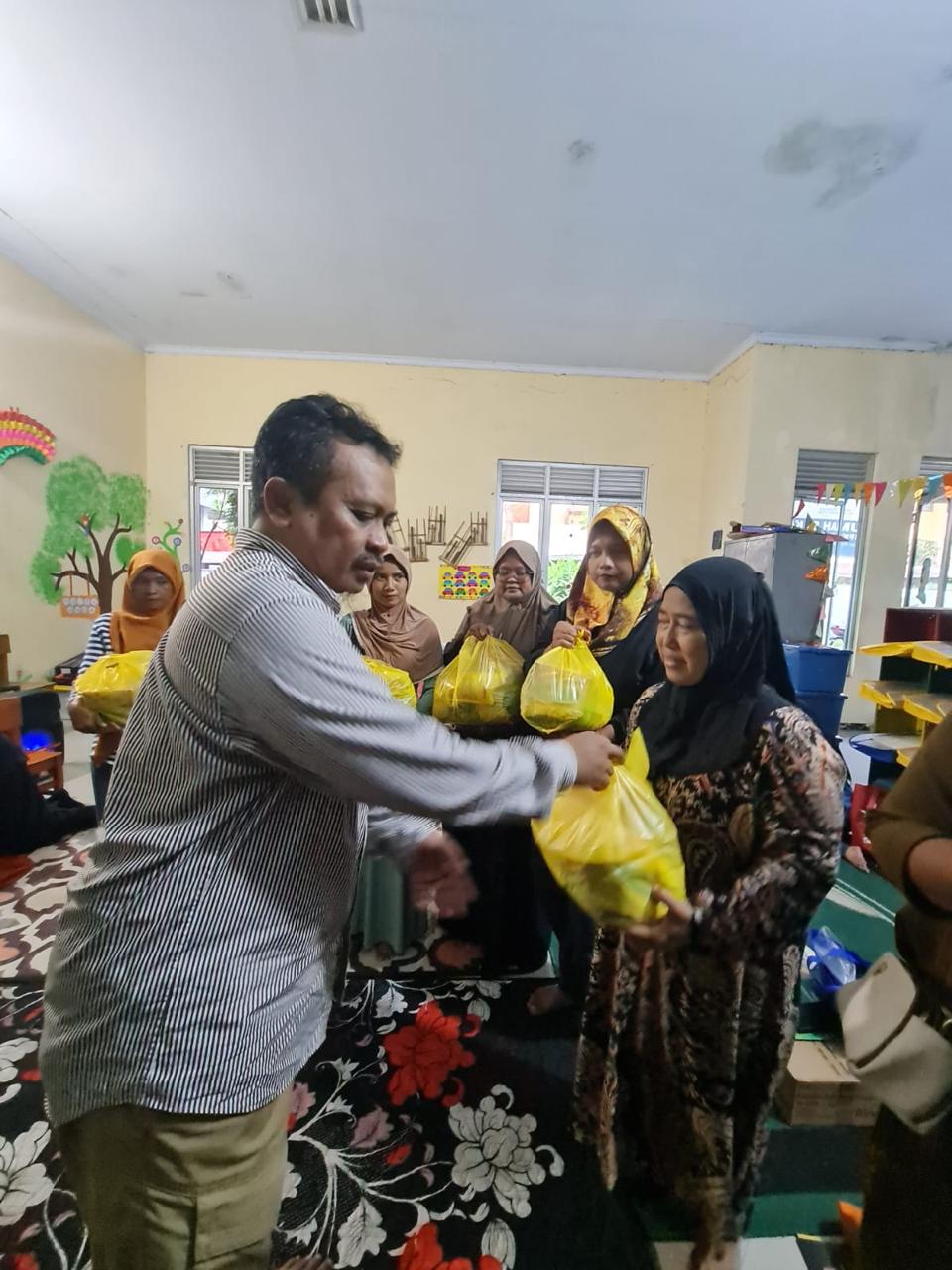 Ketua Rumah Sakinah M. Arif An saat acara buka puasa bersama