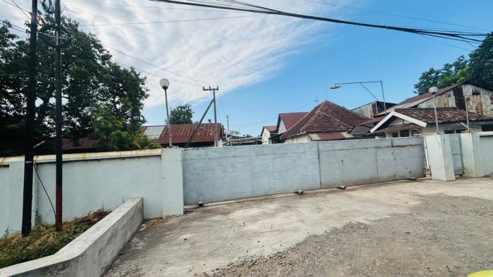 Pabrik pengolahan kayu ekspor PT Klaseman, Desa Karangpranti, Kecamatan Pajarakan, Kabupaten Probolinggo. (Foto: Ist/Serikat-News)