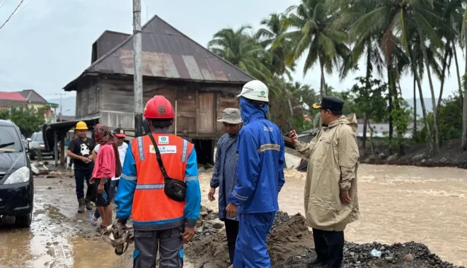 Masyarakat Demo Kejari Pamekasan, Tuntut Kejelasan Tiga Dugaan Kasus Korupsi