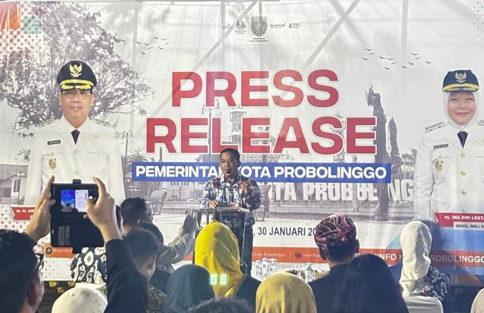 Sambutan Wali Kota Probolinggo dr. Aminuddin dalam acara peresmian kalender wisata Kota Probolinggo 2026. (Foto: Serikat-News)