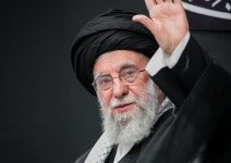 Ali Khamenei, Pemimpin dan Kepemimpinan