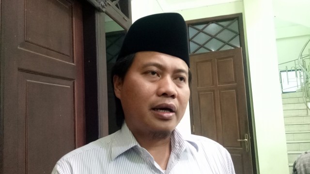KH Yusuf Chudlori, Pengasuh Ponpes Asrama Perguruan Islam Tegalrejo Magelang tanggapi kasus Daycare di Jogja. (Sumber foto: Istimewa)
