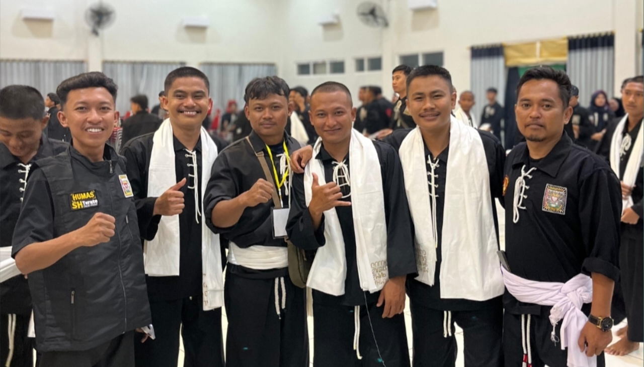Persaudaraan Setia Hati Terate (PSHT) Cabang Sumenep menggelar prosesi pengesahan warga tingkat I di Gedung Korpri Sumenep, Sabtu (20/6/2026) malam. (Foto: Istimewa) 