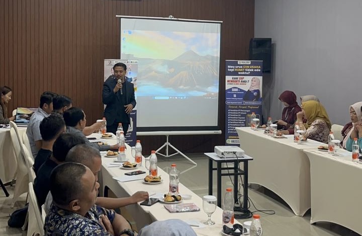 Direktur PT Biro Indo Perkasa, Ismail Syadam Bahri saat sosialisasi kegiatan sertifikasi Halal dan HACCP. (Foto: Istimewa)