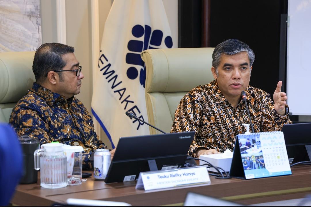 Penguatan sinergi tersebut dibahas dalam pertemuan Menteri Ketenagakerjaan (Menaker) Yassierli dan Menteri Ekonomi Kreatif (Menekraf) Teuku Riefky Harsya di Kantor Kemnaker, Jakarta, Kamis (4/6/2026). (Foto: Biro Humas Kemnaker) 