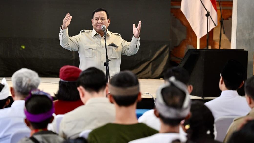 Presiden Prabowo Subianto meninjau Sekolah Rakyat Menengah Pertama (SRMP) 17 Tabanan, Bali, pada Minggu, 7 Juni 2026. (Foto: BPMI Setpres) 