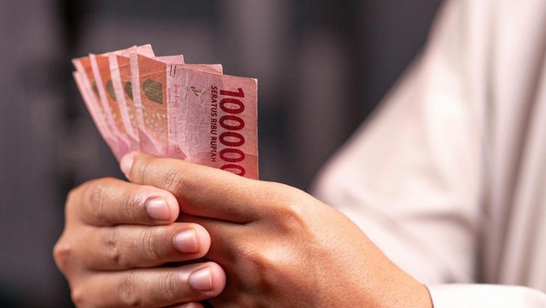 Ilustrasi Pemerintah menghapus bansos berbentuk barang mulai tahun 2027. Pemerintah mengalihkan seluruh bantuan secara tunai berbasis data Perlinsos. (Foto: Pexels) 
