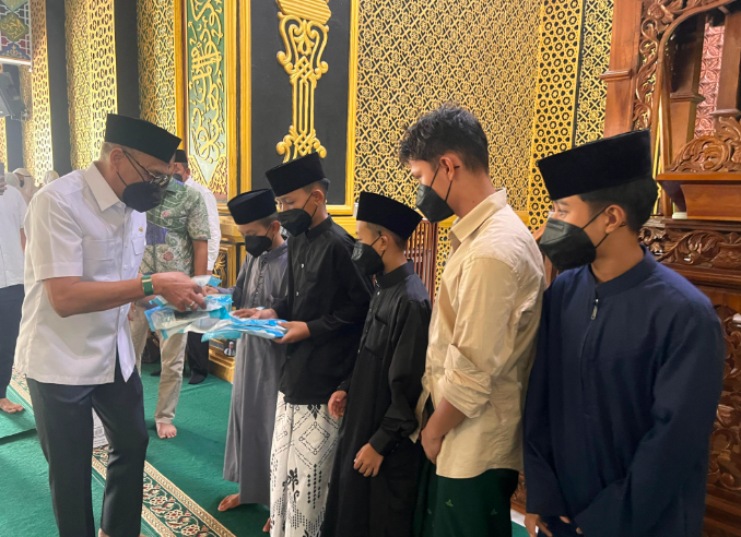 Bantuan disalurkan melalui anggota DPR RI Fraksi PKB dari daerah pemilihan Riau, Mafirion, sebagai bentuk kepedulian terhadap masyarakat yang terdampak bencana karhutla. (Foto: Dok. PKB)