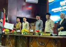 Rapat Paripurna, DPRD Probolinggo Jawab Pandangan Umum Bupati untuk 4 Raperda Inisiatif