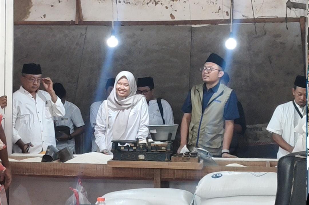 Tim gabungan lintas instansi melakukan inspeksi mendadak (sidak) ke sejumlah titik distribusi pangan di Kabupaten Sumenep pada Selasa (20/10/2026). (Foto: Istimewa)